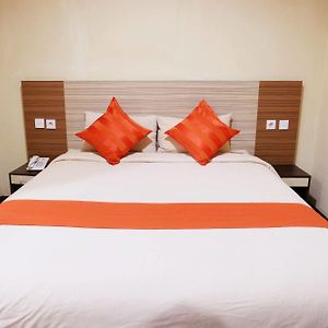 Hotel Agraha Makassar